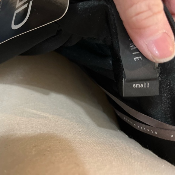 STELLA & JAMIE NEW NWT Black and Champagne Pleated Halter Open Back Dress Small - Picture 13 of 16